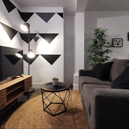 Cameo Hotel And Suites Halifax Bagian luar foto